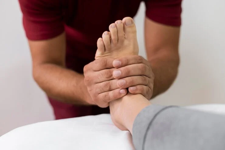 experienced podiatrist in torrance, ca treating a wide range of foot conditions