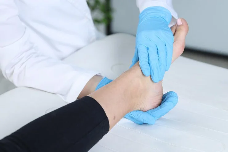 experienced podiatrist near you for personalized foot treatment